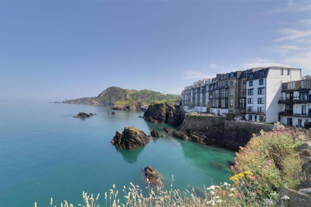 Sound Of The Sea - Ilfracombe Apartment Exterior photo